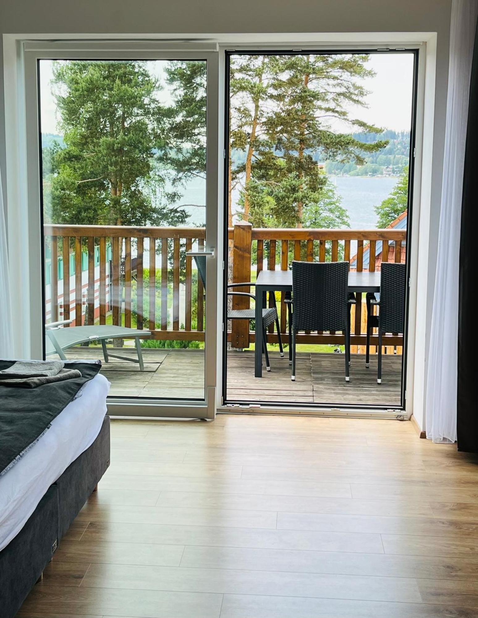 Lipno Beach Apartment Lipno nad Vltavou Bagian luar foto